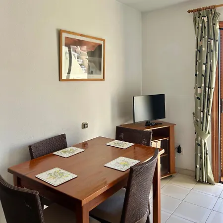 Apartman 2 Bed With Pool Views In Americas K201 Playa de las Américas