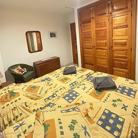 Apartman 2 Bed With Pool Views In Americas K201 *