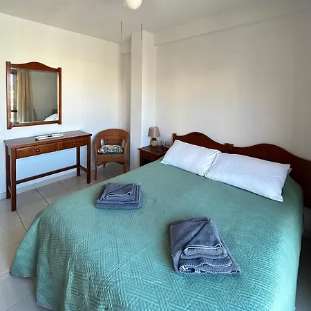 2 Bed With Pool Views In Americas K201 Apartman