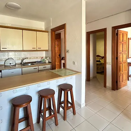 2 Bed With Pool Views In Americas K201 Апартаменты