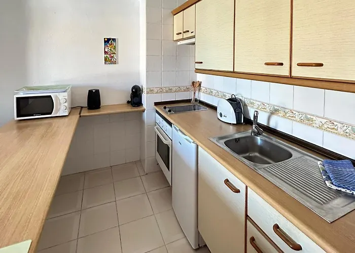 2 Bed With Pool Views In Americas K201 公寓