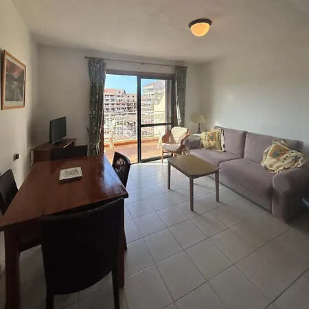 2 Bed With Pool Views In Americas K201 Apartament *